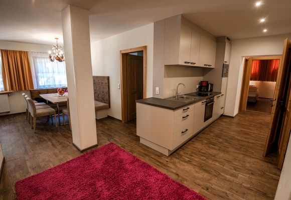 4-Raum-Appartement Zirbe, 100 m², Küche - Ferienhof Gerlos