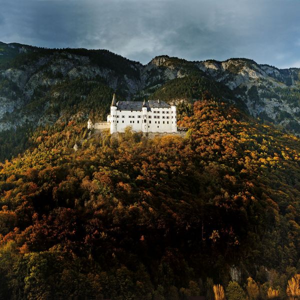 Take a trip to the Renaissance juwel of Austria's castles ...